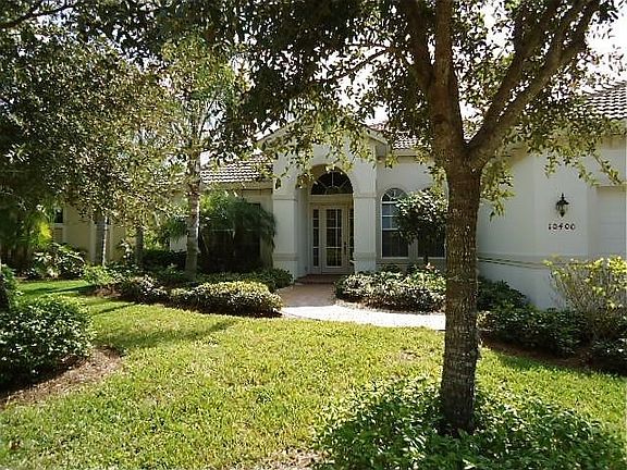 2nd image of 10400 Plumbago Pointe Dr