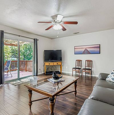 3rd image of 7203 Barnsdale Way