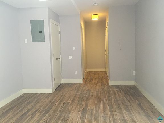 2nd image of 168 Throop Ave #01M