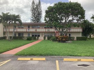 208 CHATHAM J #208, West Palm Beach, FL 33417