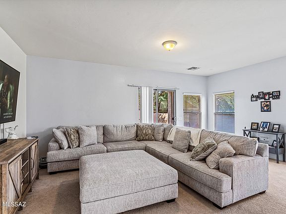 2nd image of 782 W Via De Gala
