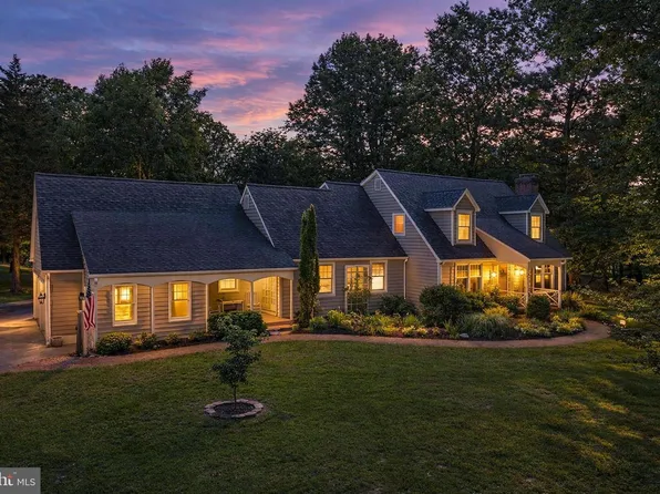 266 Shepherd Ln, Shepherdstown, WV 25443