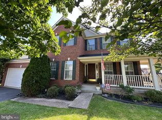 102 Roy Ct SE, Leesburg, VA 20175