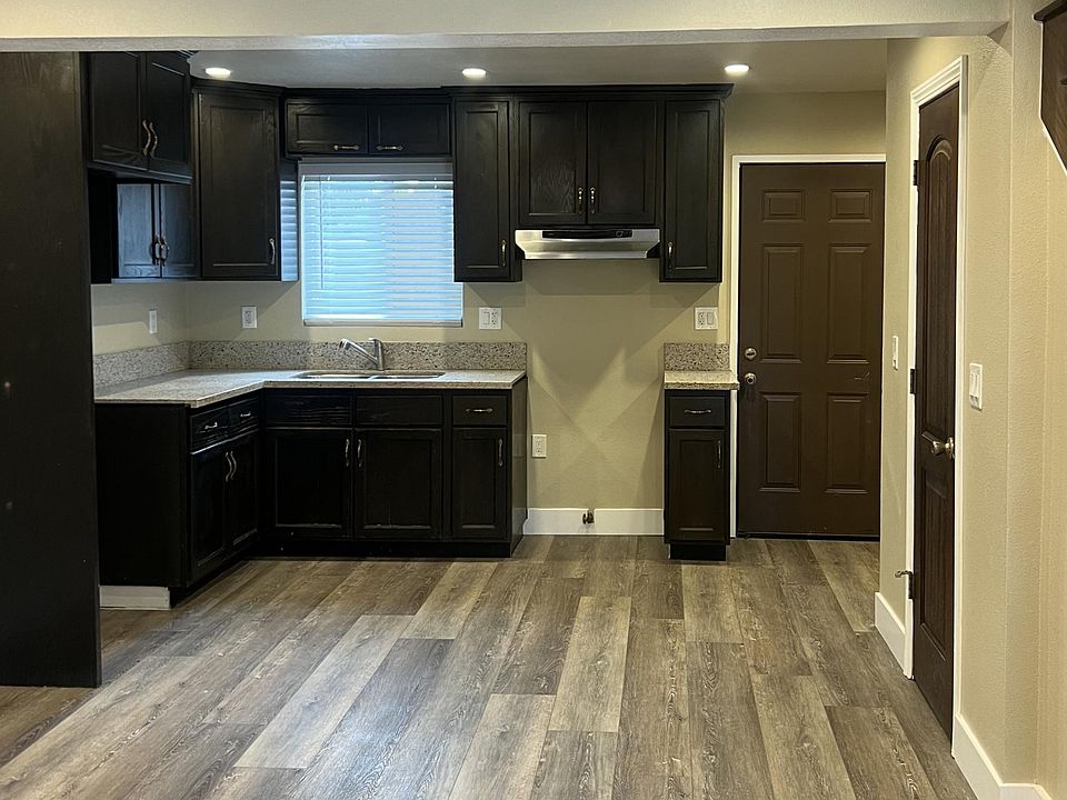 1st image of 246 N H St #1