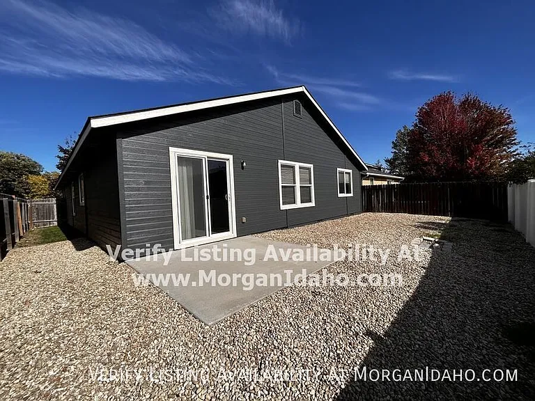 1723 W Bayeux Dr — Photo 15