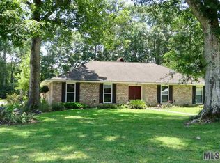 9756 Plaza Ave, Denham Springs, LA 70726