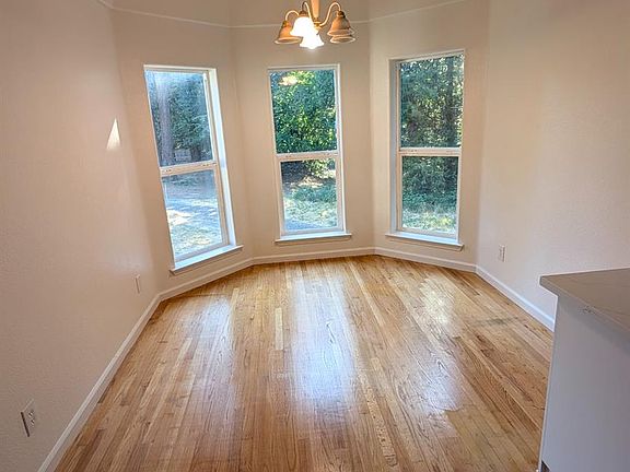 2nd image of 33833 Jovan Dr