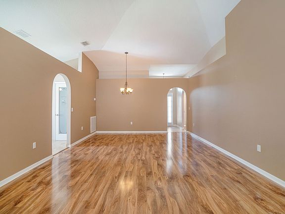4th image of 417 Fairfield Dr