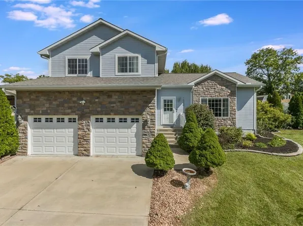 16220 152nd St, Bonner Springs, KS 66012