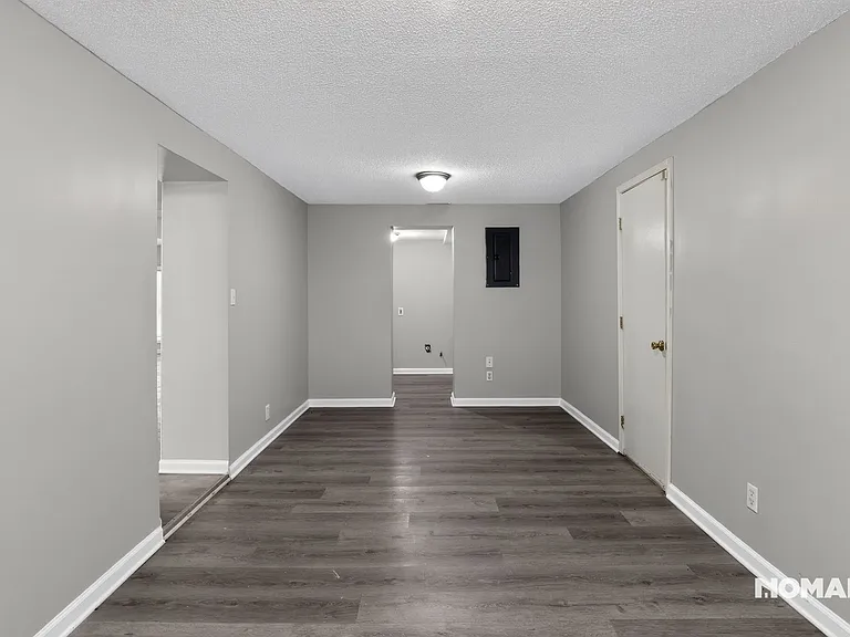 420 E Aberdeen St — Photo 13