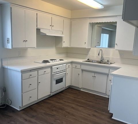 2nd image of 601 N Stoneman Ave #M
