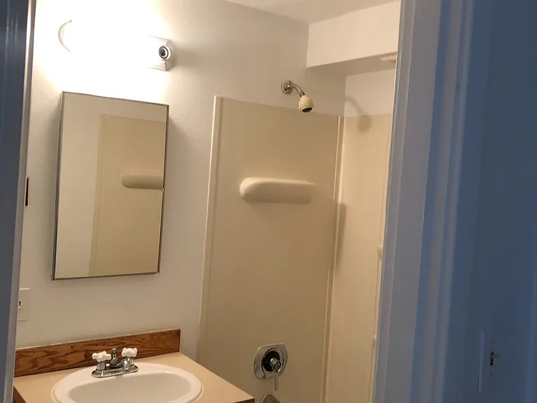 Curtiss Apartments — Photo 5