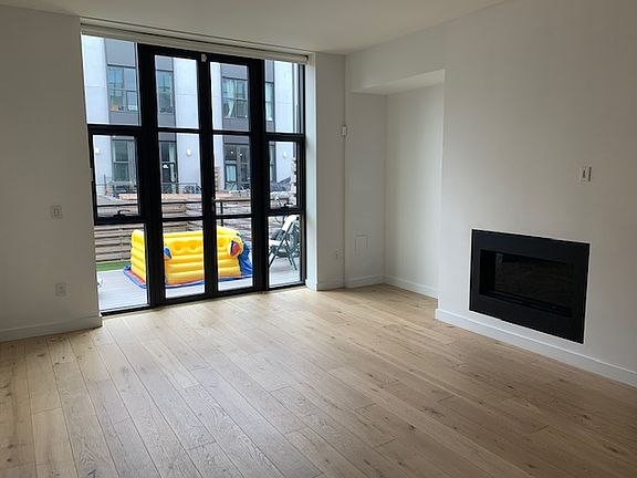 2nd image of 117 King St #1