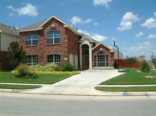 5700 Starboardway Dr, Fort Worth, TX 76135