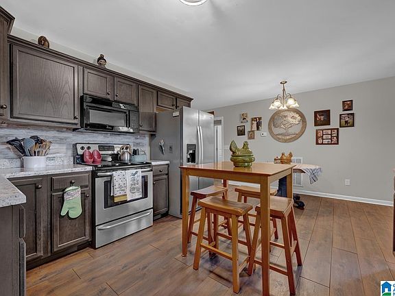 3rd image of 1951 Clevet Springs Rd