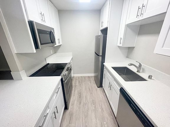 5th image of 4577 Felton St #3