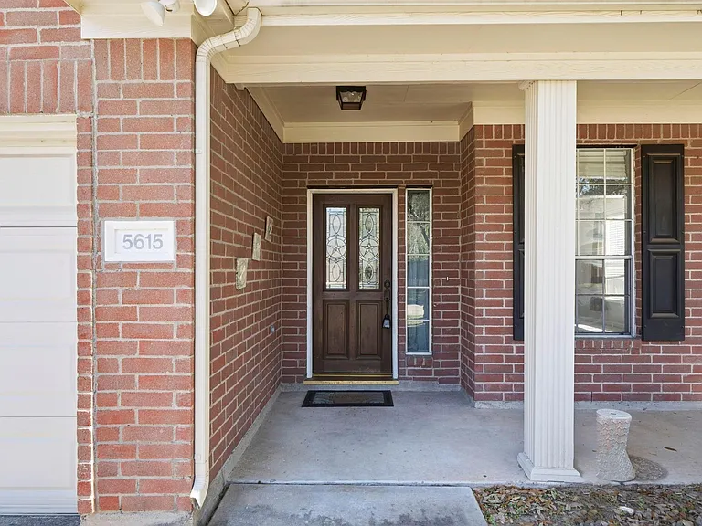5615 Brigstone Park Dr — Photo 6