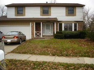 1365 Wagon Wheel Rd, Canton, MI 48188