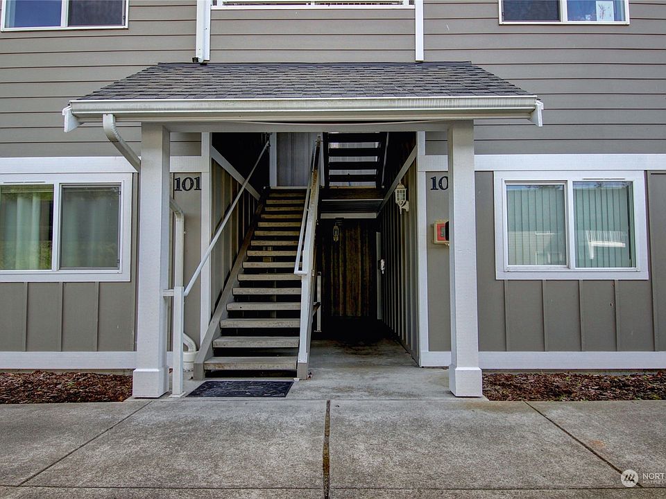 1st image of 1700 SW Mulberry Place #A201