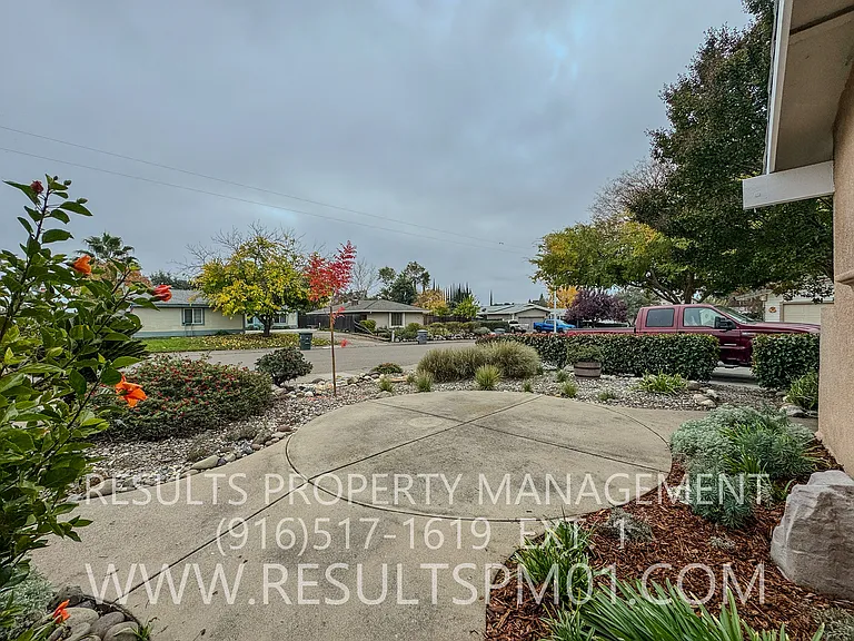 5636 Butano Way — Photo 37