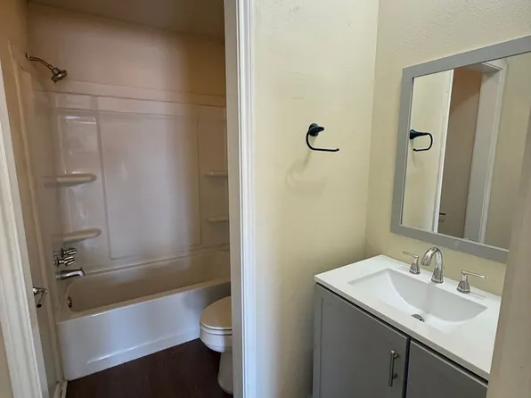 G 1346 Jade Ave, 1346 Jade Ave APT B, Baton Rouge, LA 70810