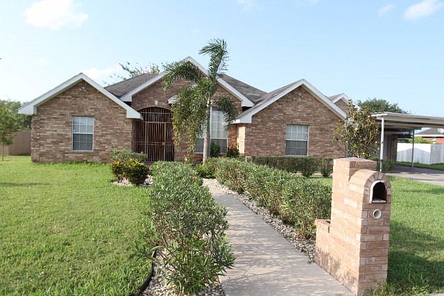 2nd image of 2905 Cypress Dr