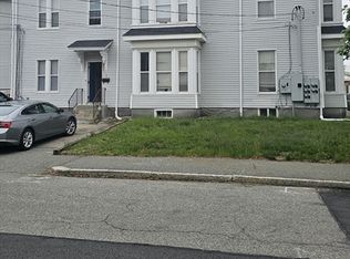 5 Upland Rd UNIT 3, Brockton, MA 02301