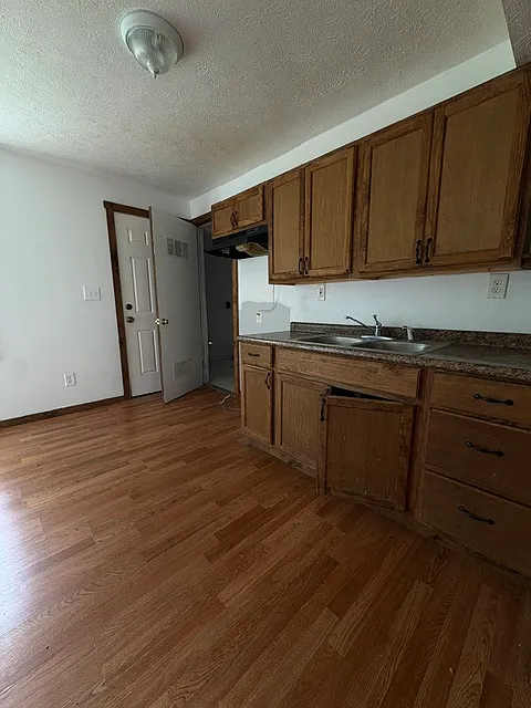 9544 Cloverleaf Road - D — Photo 4
