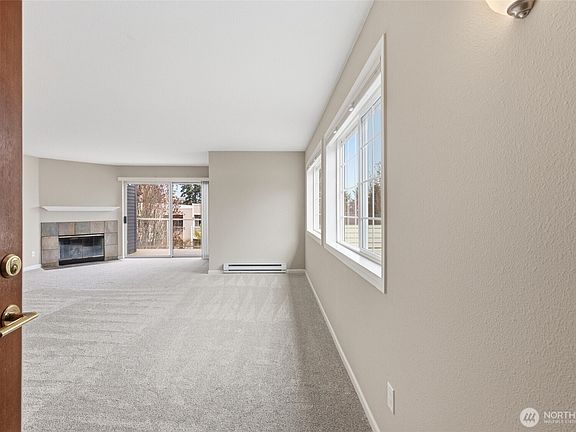 5th image of 2760 76th Avenue SE #505