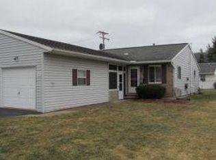 605 W Wendell St, Endicott, NY 13760
