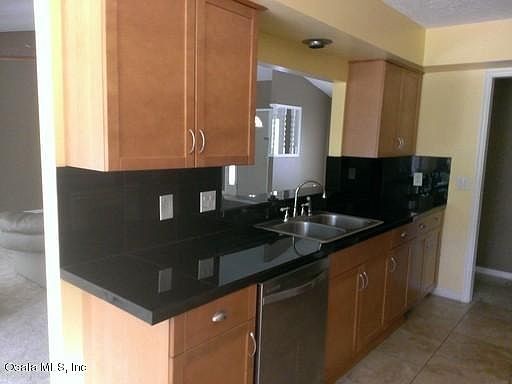 5th image of 528 W Dandee Pl