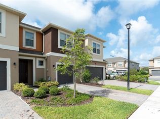 334 Misty Grove Ln, Sanford, FL 32771