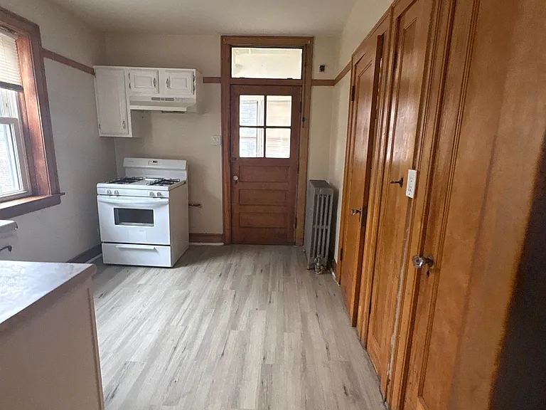 7444 S Langley Ave #1S — Photo 2