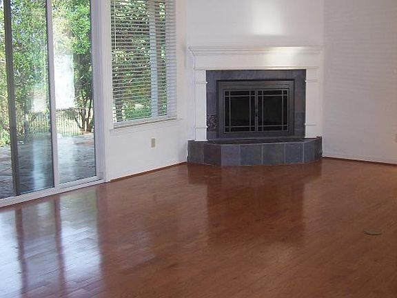 2nd image of 109 Double Eagle Dr #109