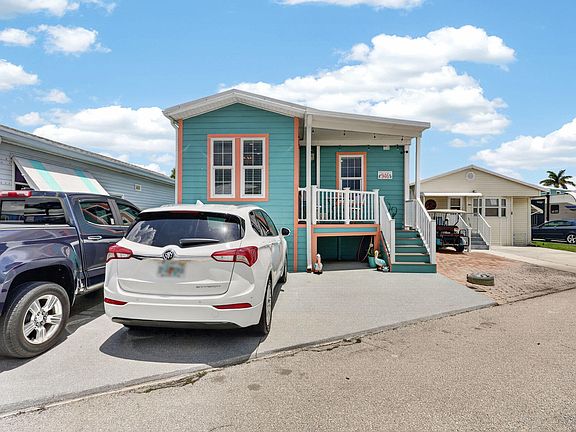 4th image of 946 Nettles Boulevard