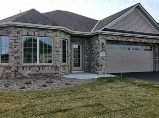 76 Quail Cir, Hudson, WI 54016