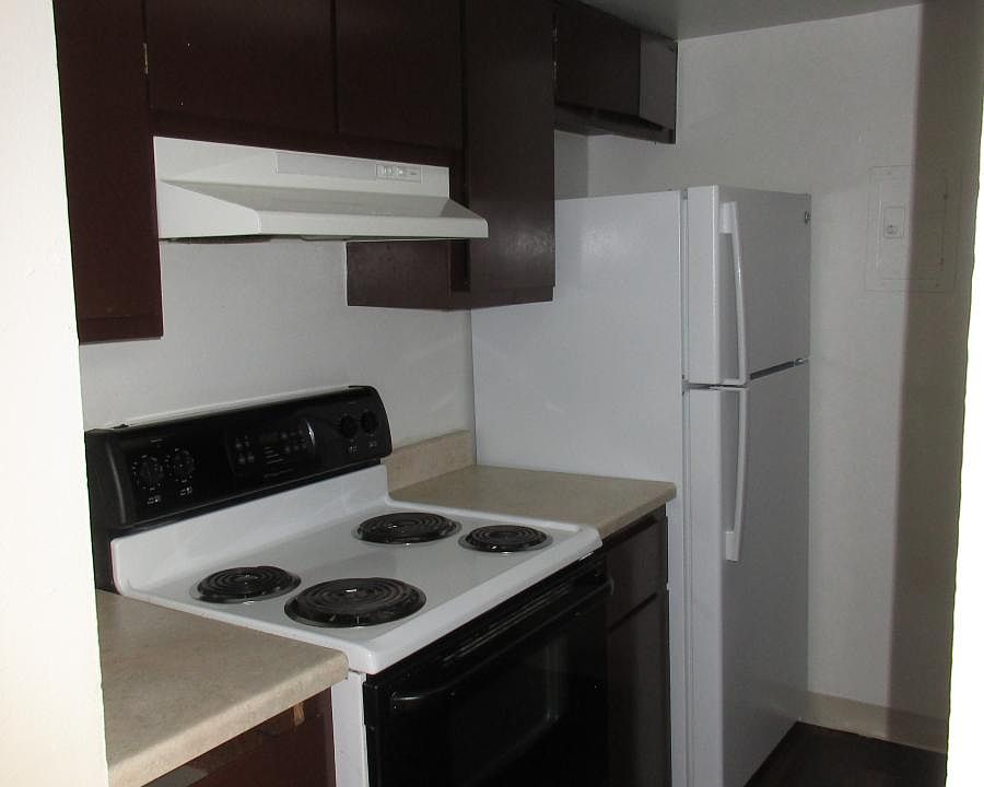 1st image of 1405 Race St APT 102