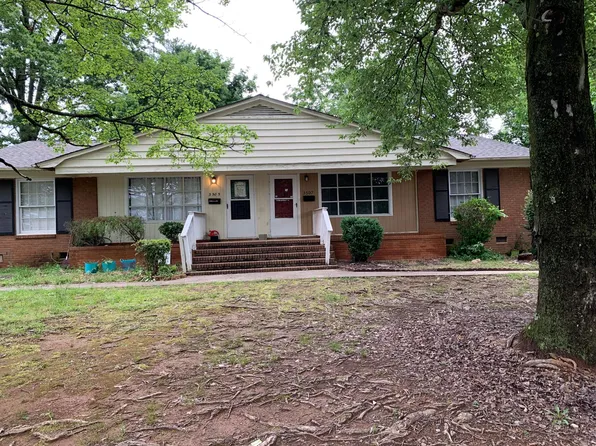 3507 Burner Dr, Charlotte, NC 28205