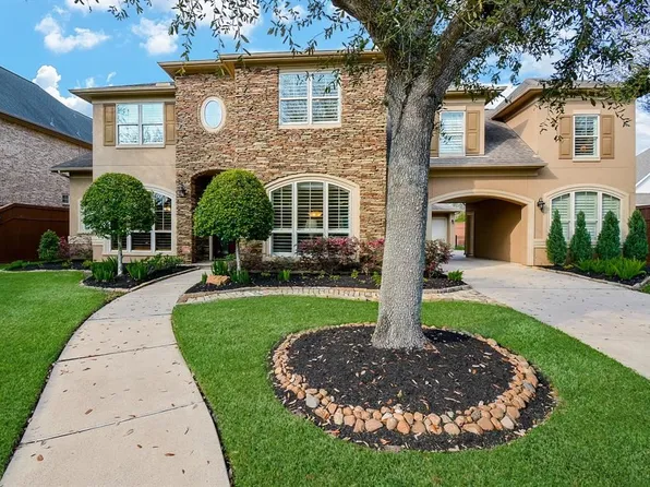 23 Waters Lake Blvd, Missouri City, TX 77459
