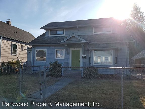 2nd image of 3517 S Cushman Ave