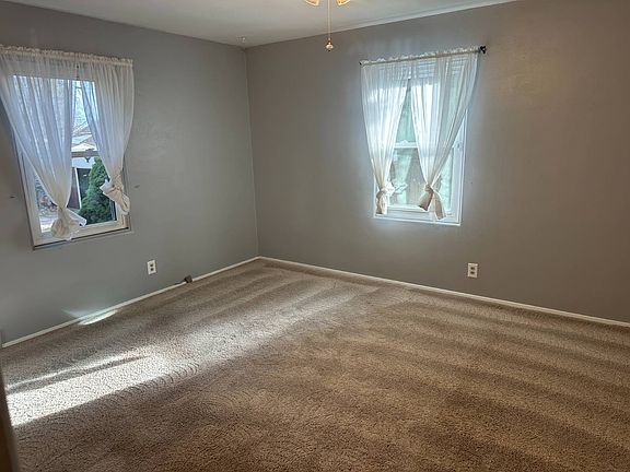 3rd image of 602 Belmont St