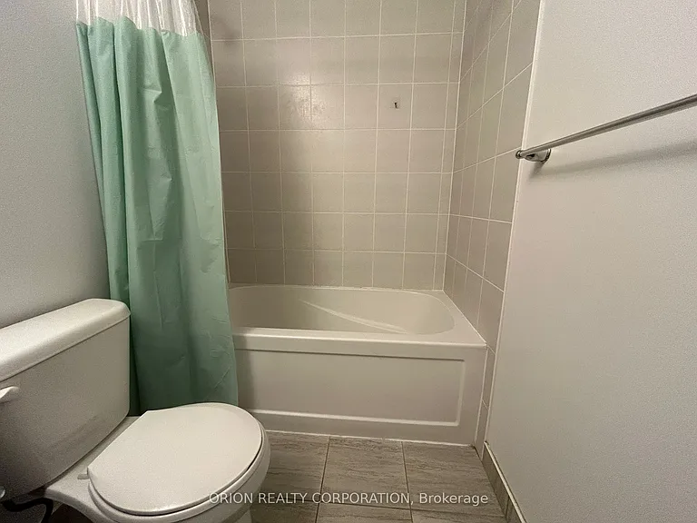 7 Kenaston Gdns #707 — Photo 14