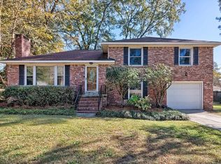 111 Evergreen Ln, Cayce, SC 29033