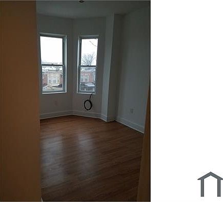 2nd image of 1233 W Lehigh Ave #2
