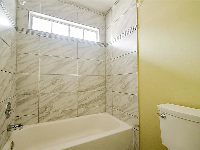 318 N Cypress Estates Cir — Photo 38
