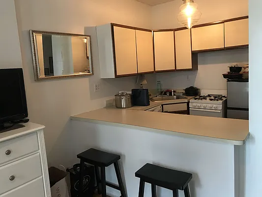 Rented by Village Living Realty | media 8