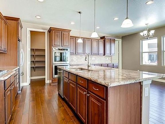 Melco Kitchen and Pantry