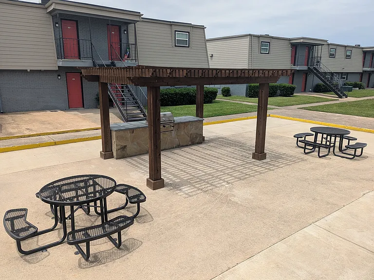 Crossings Apartments — Photo 8