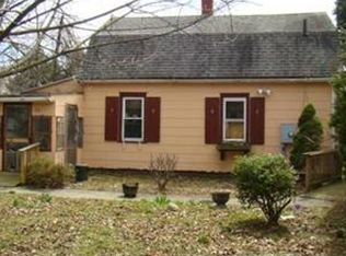 17 Morningside Ter, West Springfield, MA 01089