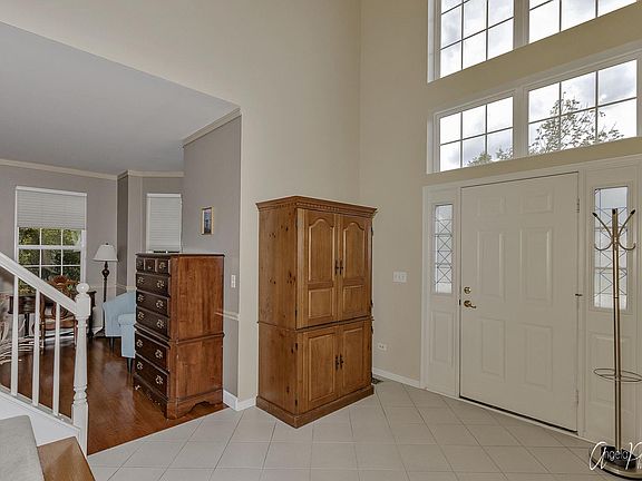 3rd image of 1005 Park Ave